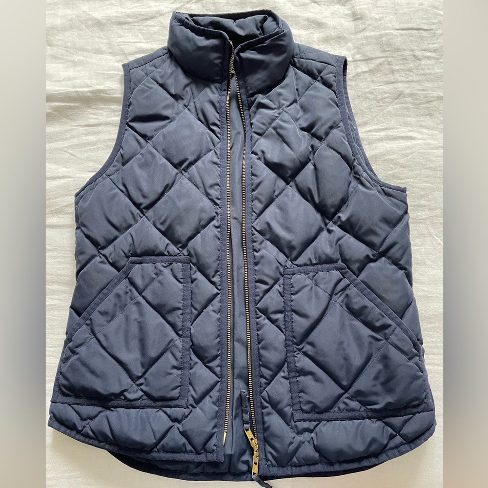 Jcrew Navy Puffer Vest. SMALL